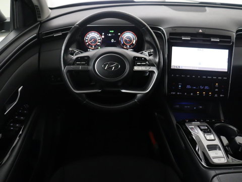 Hyundai Tucson 1.6 T-GDI HEV Comfort Smart | Trekhaak | Adaptive cruise | Stuur/stoel verwarming | Climate control | Carplay | Camera | Park assist | Full LED | KRELL Sound |