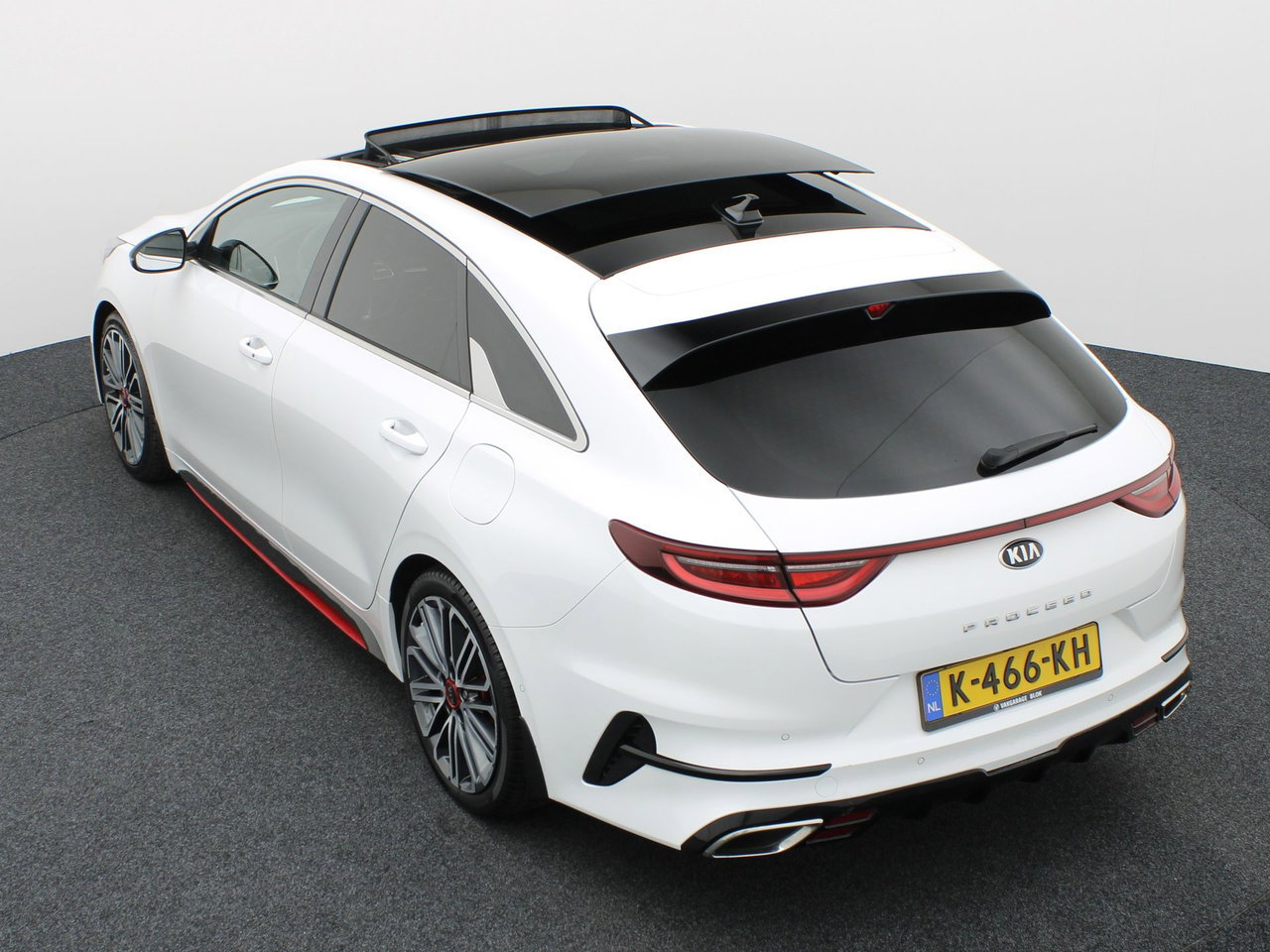 Kia ProCeed