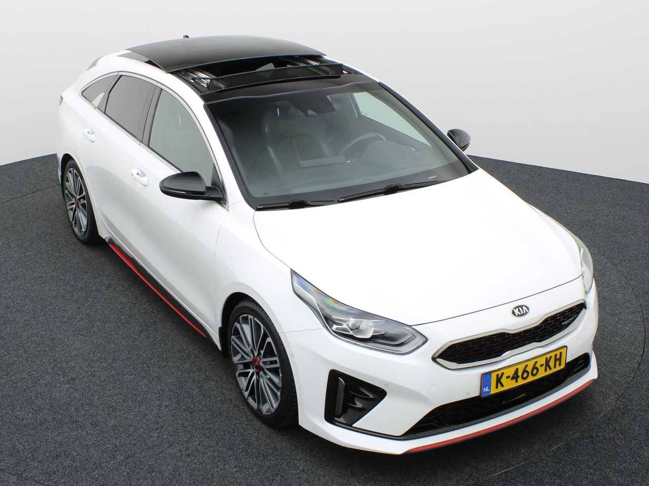 Kia ProCeed