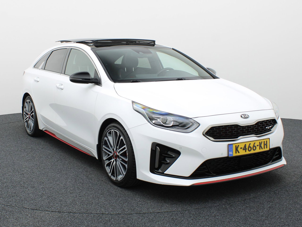 Kia ProCeed
