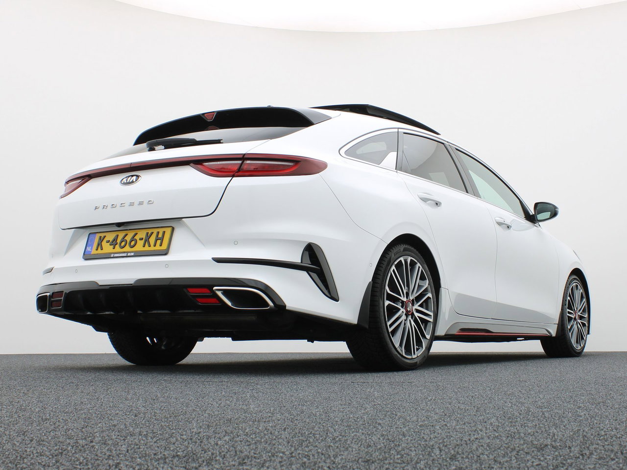 Kia ProCeed