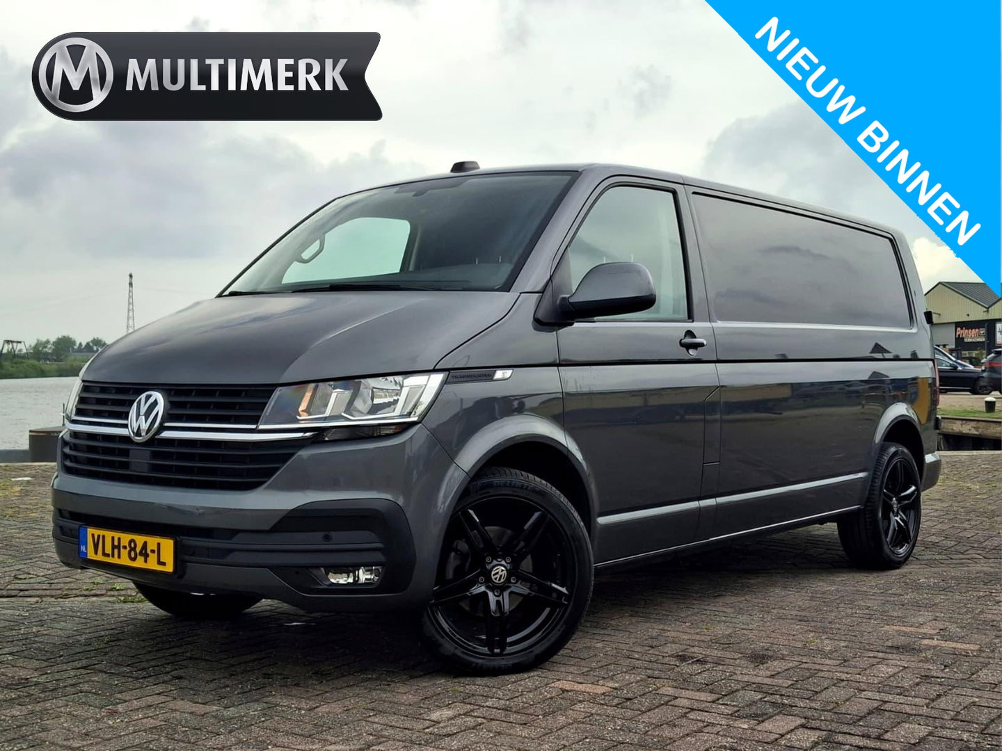 Volkswagen Transporter 2.0 TDI L2H1 Highline | ARMSTEUN | ACHTERUITRIJCAMERA | APPLE CARPLAY | 2x STOEL