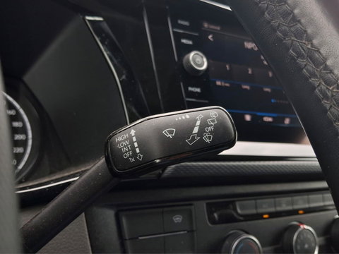 Volkswagen Transporter 2.0 TDI L2H1 Highline | ARMSTEUN | ACHTERUITRIJCAMERA | APPLE CARPLAY | 2x STOEL