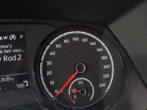 Volkswagen Transporter 2.0 TDI L2H1 Highline | ARMSTEUN | ACHTERUITRIJCAMERA | APPLE CARPLAY | 2x STOEL