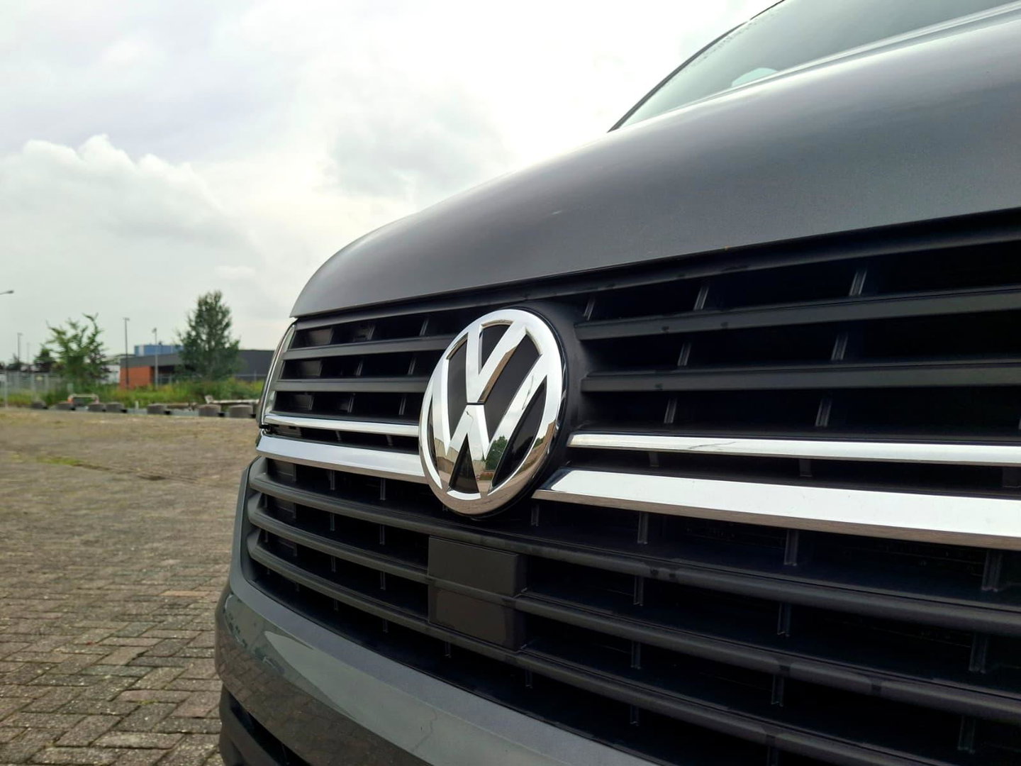 Volkswagen Transporter 2.0 TDI L2H1 Highline | ARMSTEUN | ACHTERUITRIJCAMERA | APPLE CARPLAY | 2x STOEL