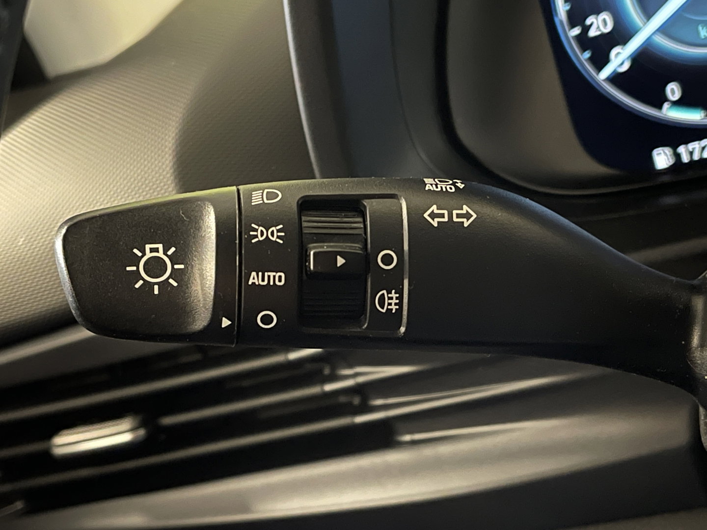 Hyundai i20 1.0 T-GDI Comfort Smart | Apple Carplay | Keyless Go & Entry | Airconditioning | Achteruitrijcamera | Sfeerverlichting |