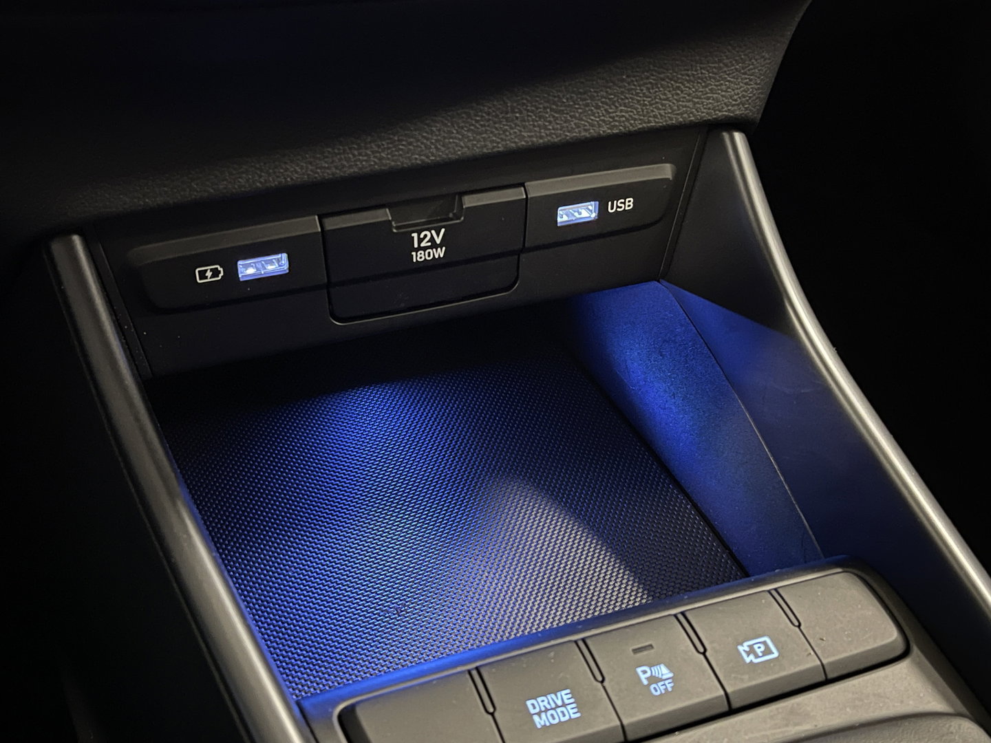 Hyundai i20 1.0 T-GDI Comfort Smart | Apple Carplay | Keyless Go & Entry | Airconditioning | Achteruitrijcamera | Sfeerverlichting |