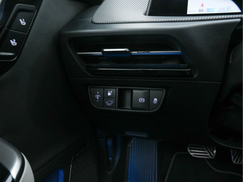 Kia Ev6 GT-Line AWD 77.4 kWh [3-Fase-11kW] (INCL-BTW) Aut. *PANO | HEAD-UP | LEATHER-ALCANTARA | ADAPTIVE-CRUISE | DIGI-COCKPIT | MERIDIAN-AUDIO | MEMORYPACK | FULL-LED | KEYLESS | TOPVIEW | DAB | BLINDSPOT | NAVI-FULLMAP | 20''ALU |