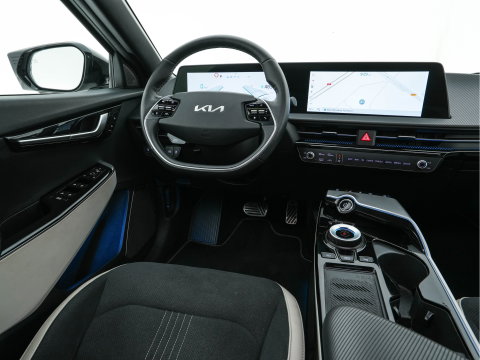 Kia Ev6 GT-Line AWD 77.4 kWh [3-Fase-11kW] (INCL-BTW) Aut. *PANO | HEAD-UP | LEATHER-ALCANTARA | ADAPTIVE-CRUISE | DIGI-COCKPIT | MERIDIAN-AUDIO | MEMORYPACK | FULL-LED | KEYLESS | TOPVIEW | DAB | BLINDSPOT | NAVI-FULLMAP | 20''ALU |