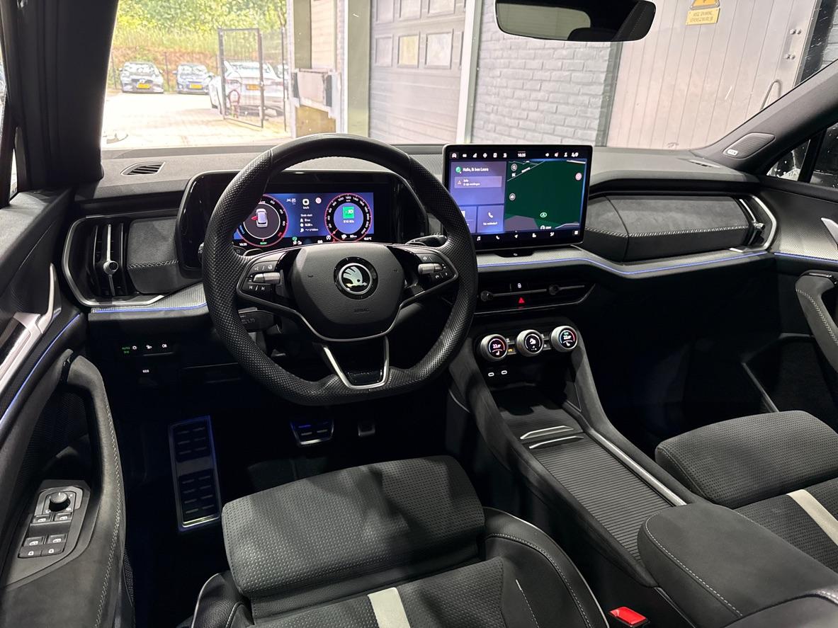 Škoda Kodiaq 1.5 TSI PHEV Sportline Business | Panoramadak | Trekhaak | Memory | Matrix LED | Stoelverwarming V+A | Camera | ACC