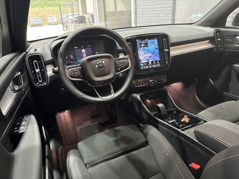 Volvo XC40 2.0 B3 Plus Black Edition | Harman/Kardon | Panoramadak | 360° Camera | Pilot Assist | Stoel+Stuurverwarming | ACC