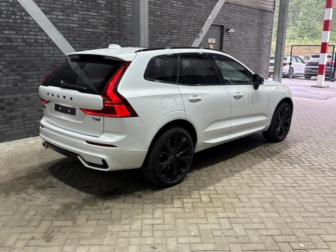 Volvo XC60 T6 Plus Black Edition | Harman/Kardon | Panoramadak | Pilot Assist | 360° Camera | Head-Up | Stoel+Stuurverwarming | 21 Inch