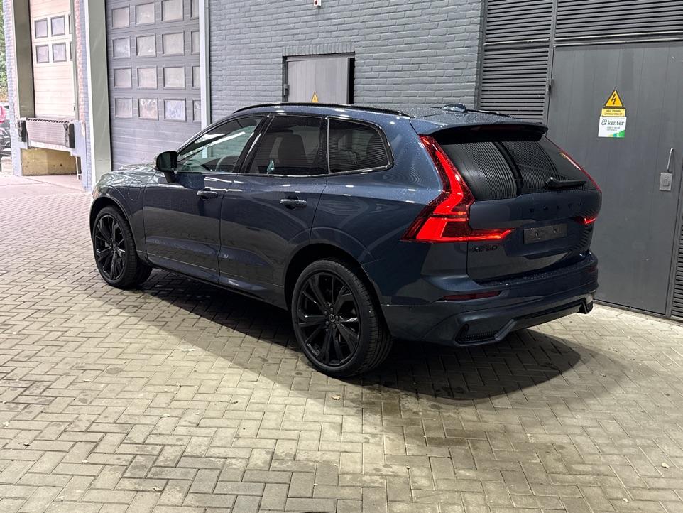 Volvo XC60 T6 Plus Black Edition | Harman/Kardon | Pilot Assist | Panoramadak | 360° Camera | Head-Up | Stoel+Stuurverwarming | 21 Inch