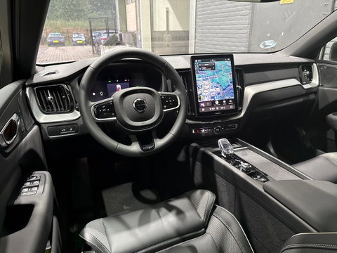 Volvo XC60 T6 Plus Black Edition | Harman/Kardon | Panoramadak | ACC | 360° Camera | Head-Up | Pilot Assist | Stoel+Stuurverwarming