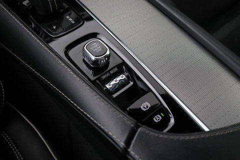Volvo XC90 T8 Recharge R-Design | Bowers&Wilkins | Luchtvering | Panoramadak | 360° Camera | Head-Up | ACC