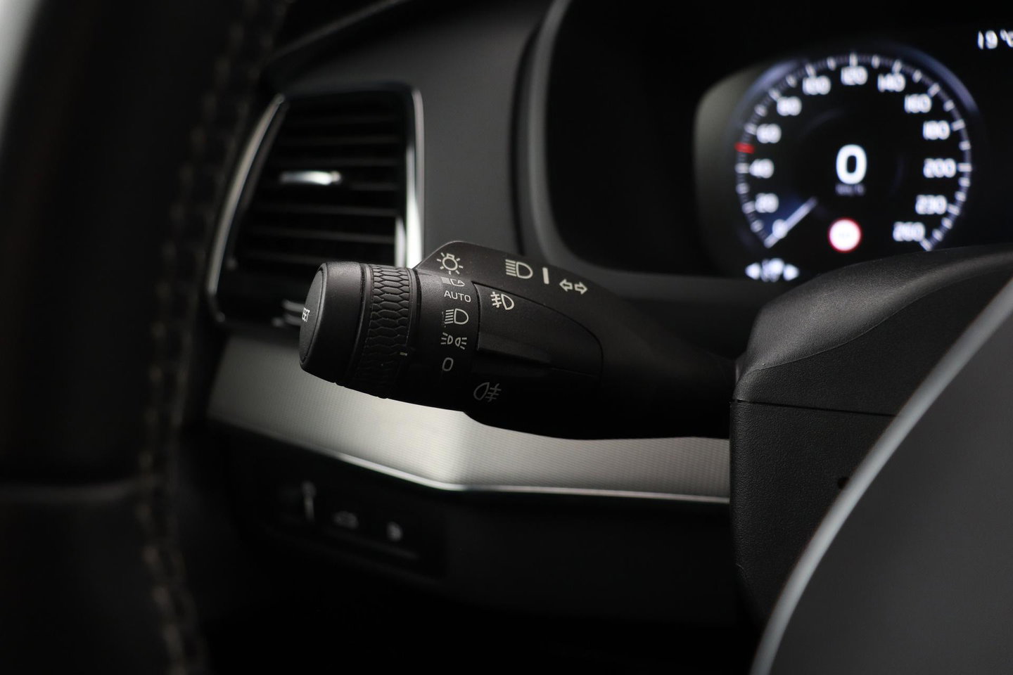 Volvo XC90 T8 Recharge R-Design | Bowers&Wilkins | Luchtvering | Panoramadak | 360° Camera | Head-Up | ACC