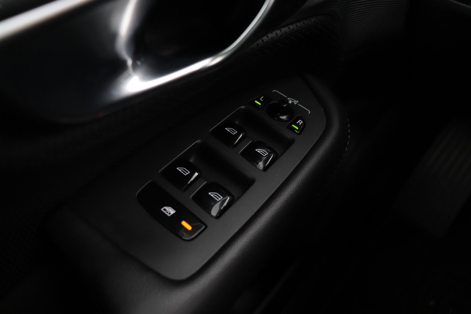 Volvo XC90 T8 Recharge R-Design | Bowers&Wilkins | Luchtvering | Panoramadak | 360° Camera | Head-Up | ACC