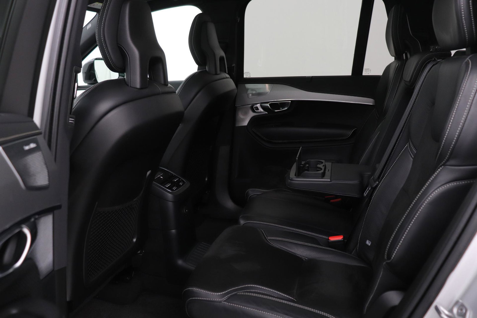 Volvo XC90 T8 Recharge R-Design | Bowers&Wilkins | Luchtvering | Panoramadak | 360° Camera | Head-Up | ACC