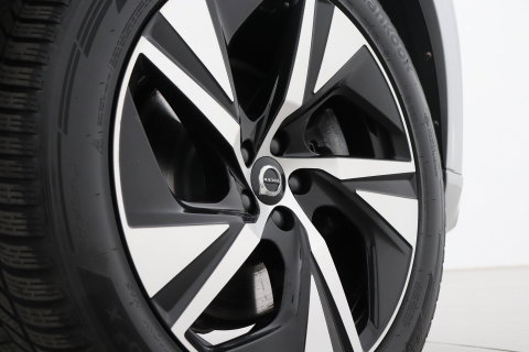 Volvo XC90 T8 Recharge R-Design | Bowers&Wilkins | Luchtvering | Panoramadak | 360° Camera | Head-Up | ACC