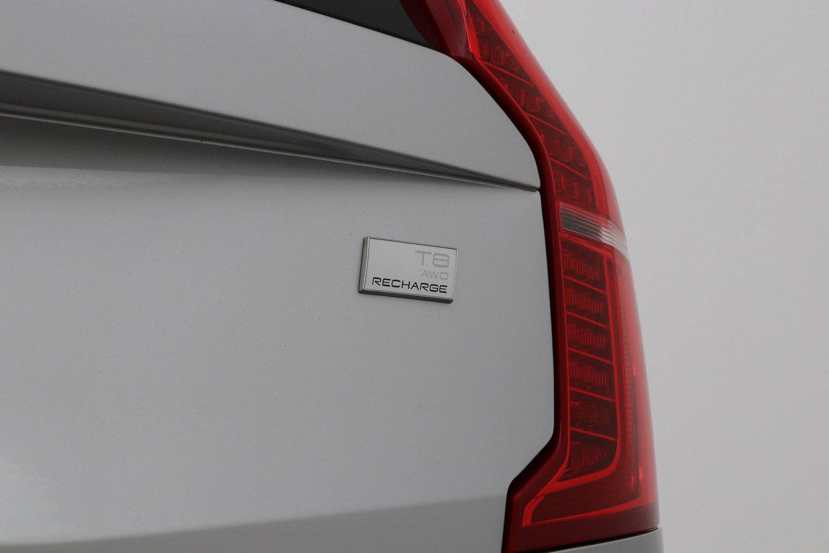 Volvo XC90 T8 Recharge R-Design | Bowers&Wilkins | Luchtvering | Panoramadak | 360° Camera | Head-Up | ACC