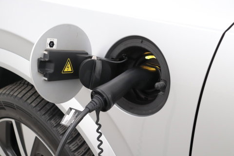 Volvo XC90 T8 Recharge R-Design | Bowers&Wilkins | Luchtvering | Panoramadak | 360° Camera | Head-Up | ACC