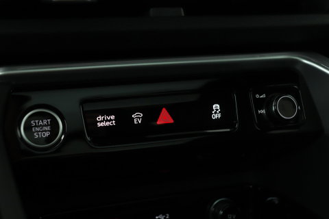 Audi Q5 2.0 TFSI e-hybrid Quattro S edition Competition | Panoramadak | 21 inch | Trekhaak