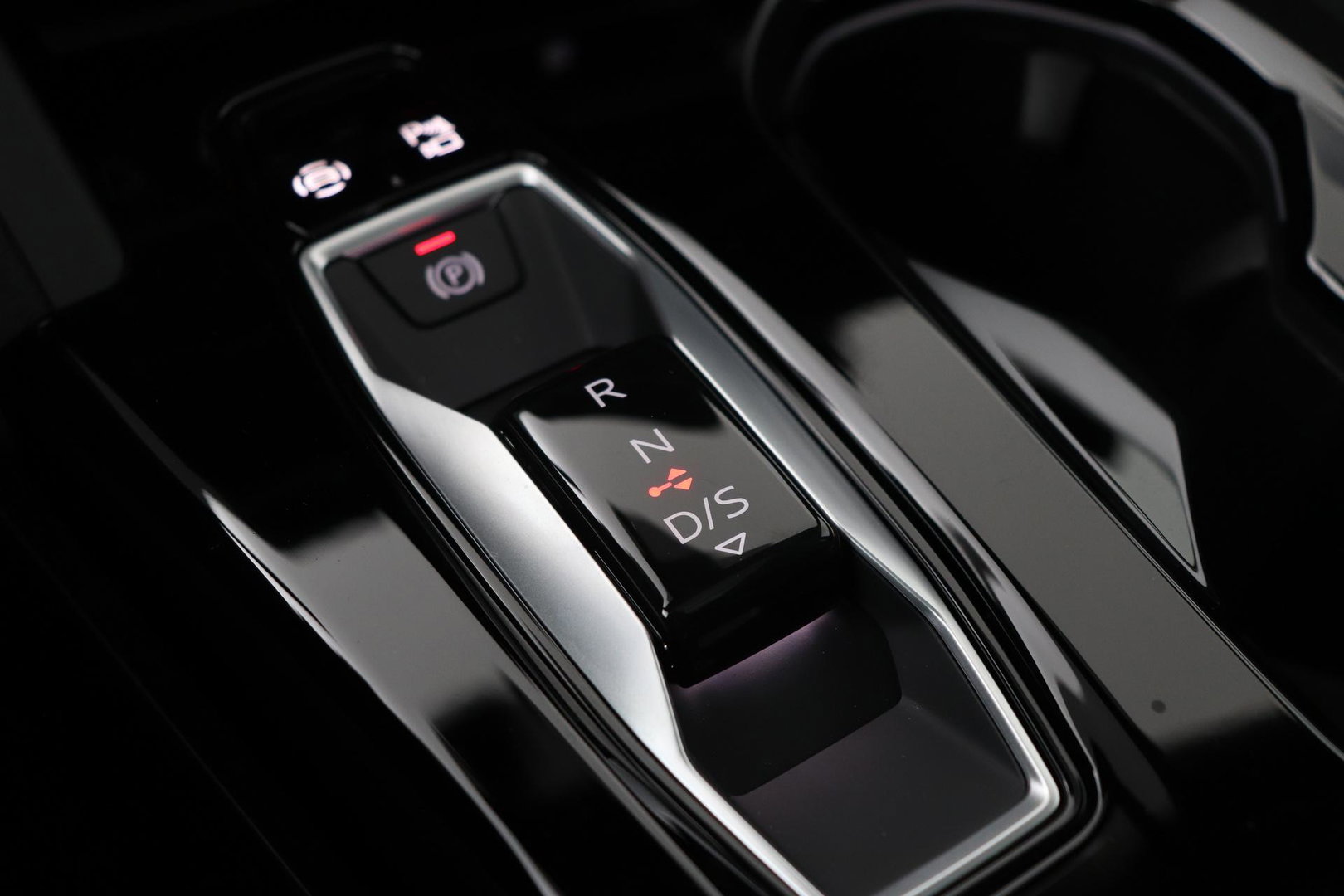 Audi Q5 2.0 TFSI e-hybrid Quattro S edition Competition | Panoramadak | 21 inch | Trekhaak