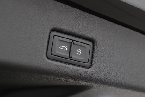 Audi Q5 2.0 TFSI e-hybrid Quattro S edition Competition | Panoramadak | 21 inch | Trekhaak