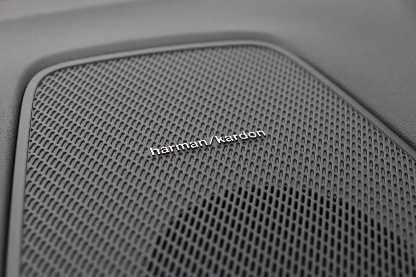 Volvo XC60 T6 Plus Black Edition | Harman/Kardon | Panoramadak | Head-Up | 360-camera