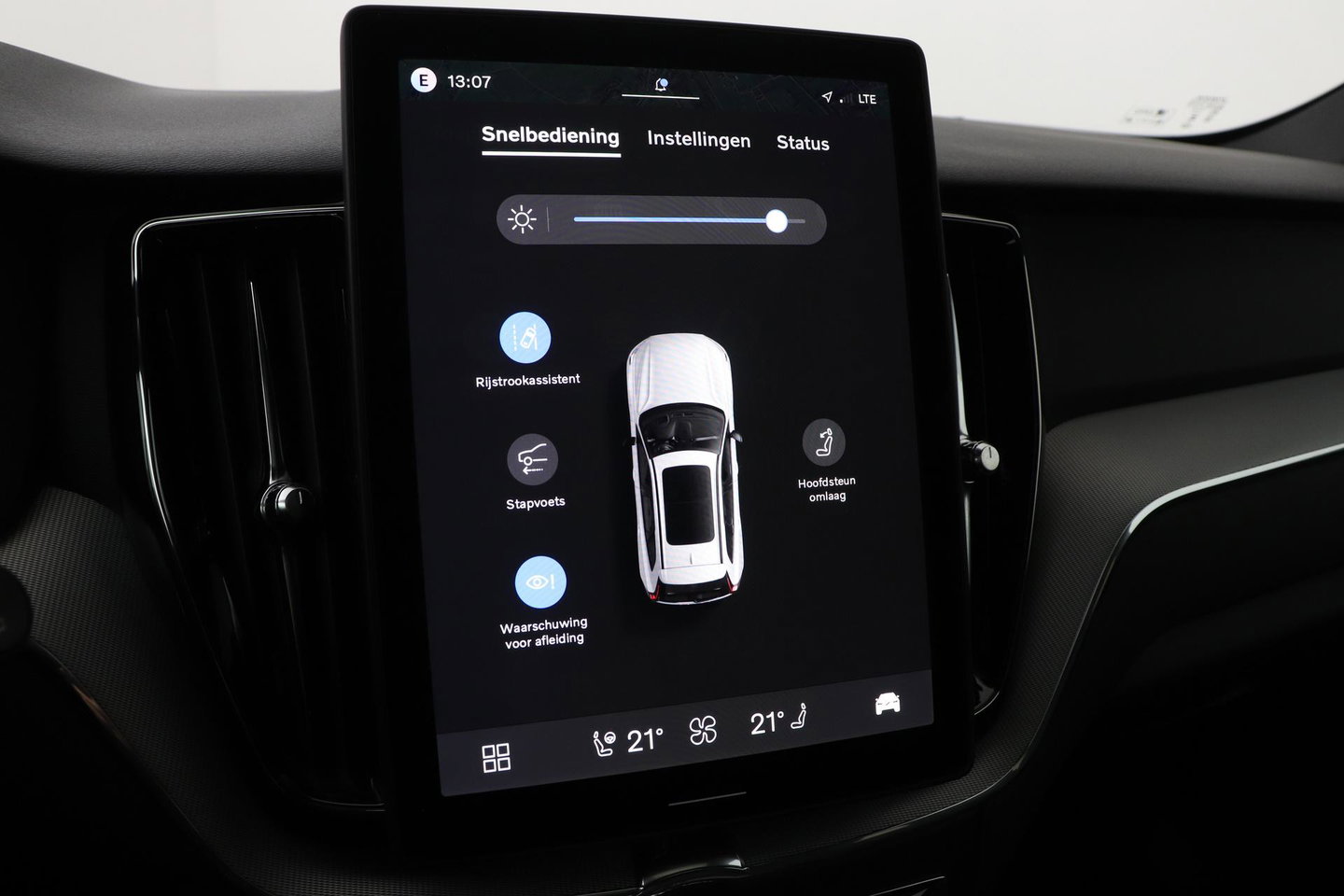 Volvo XC60 T6 Plus Black Edition | Harman/Kardon | Panoramadak | Head-Up | 360-camera