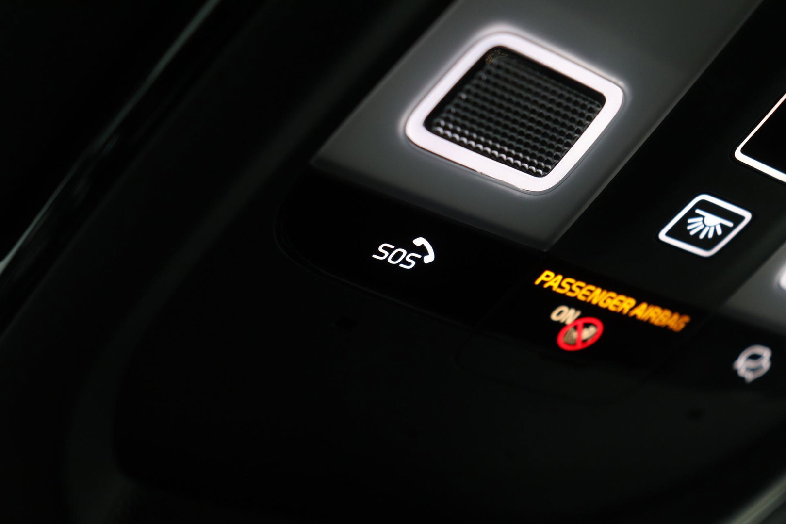 Volvo XC60 T6 Plus Black Edition | Harman/Kardon | Panoramadak | Head-Up | 360-camera