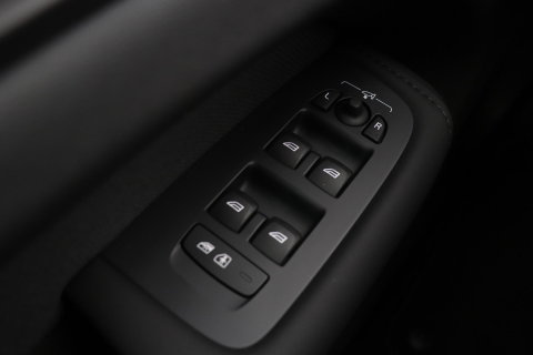 Volvo XC60 T6 Plus Black Edition | Harman/Kardon | Panoramadak | Head-Up | 360-camera