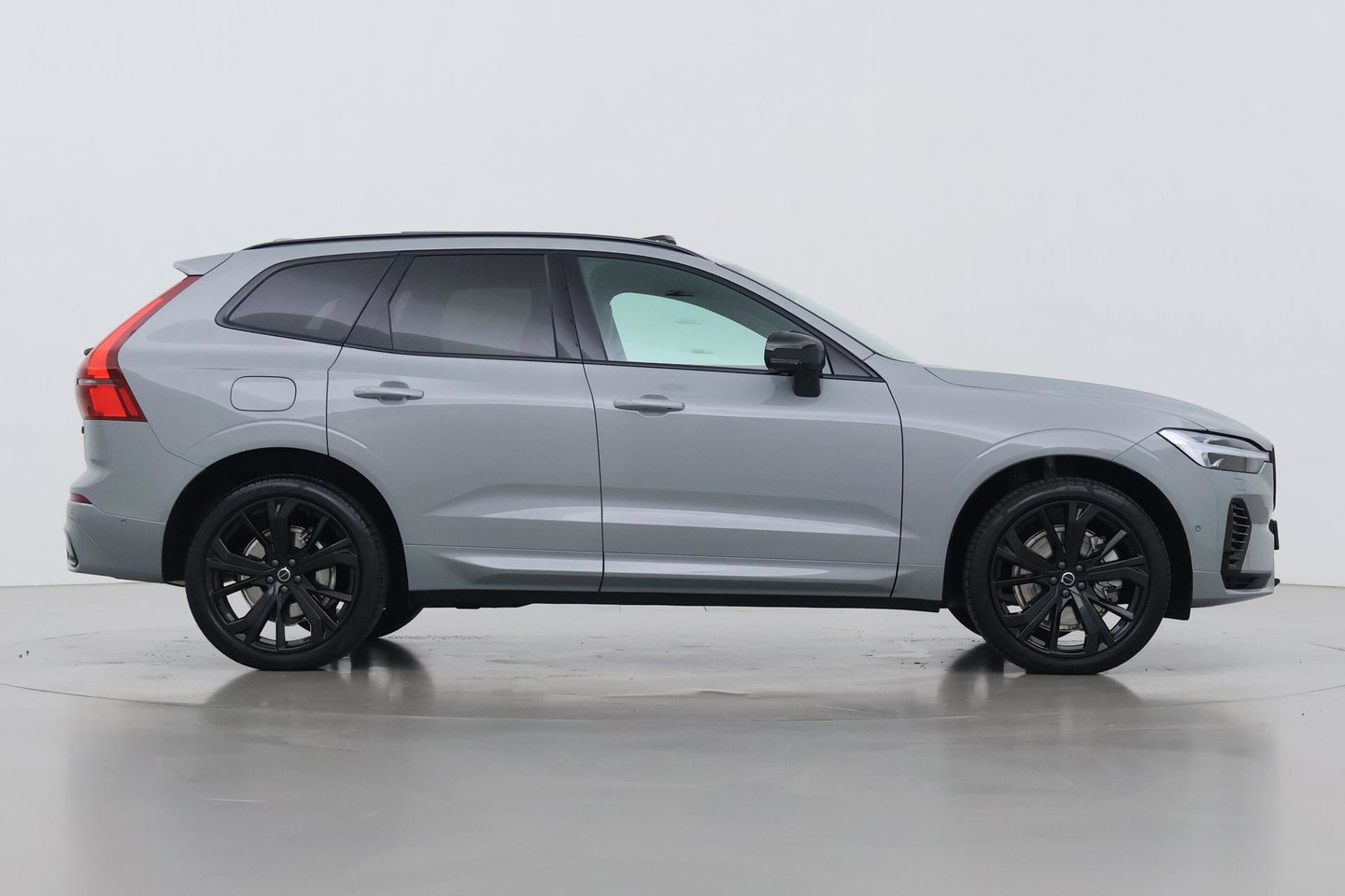 Volvo XC60 T6 Plus Black Edition | Harman/Kardon | Panoramadak | 21 Inch | Head-Up