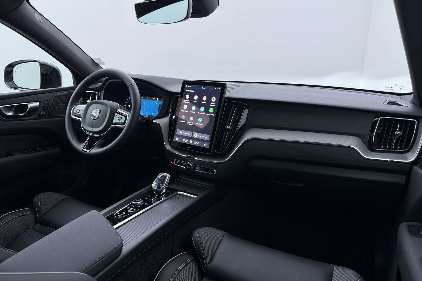 Volvo XC60 T6 Plus Black Edition | Harman/Kardon | Panoramadak | 21 Inch | Head-Up