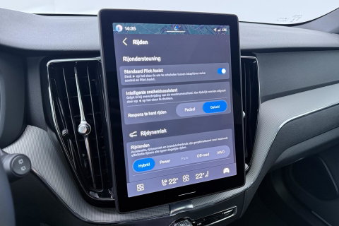 Volvo XC60 T6 Plus Black Edition | Harman/Kardon | Panoramadak | 21 Inch | Head-Up