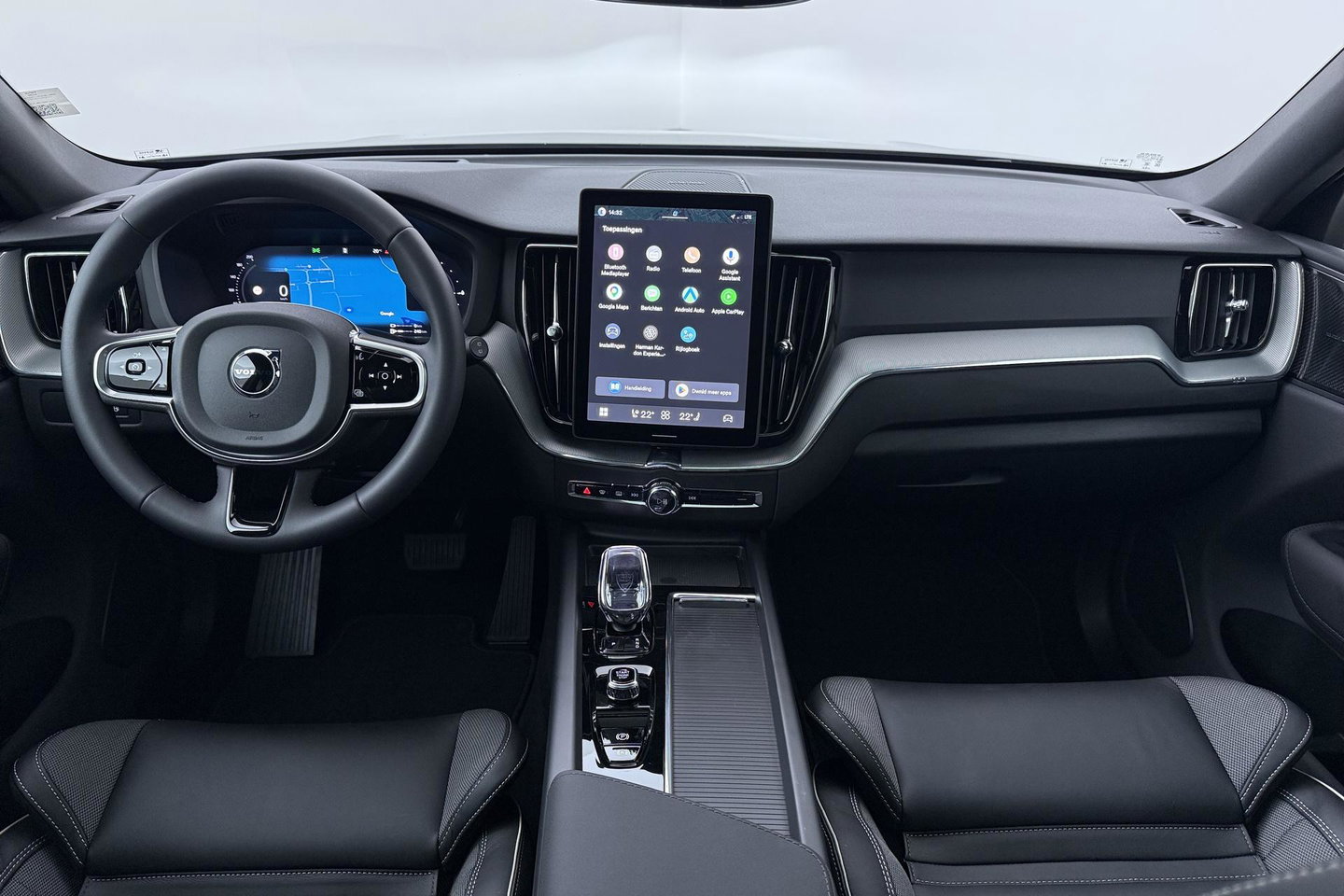 Volvo XC60 T6 Plus Black Edition | Harman/Kardon | Panoramadak | 21 Inch | Head-Up