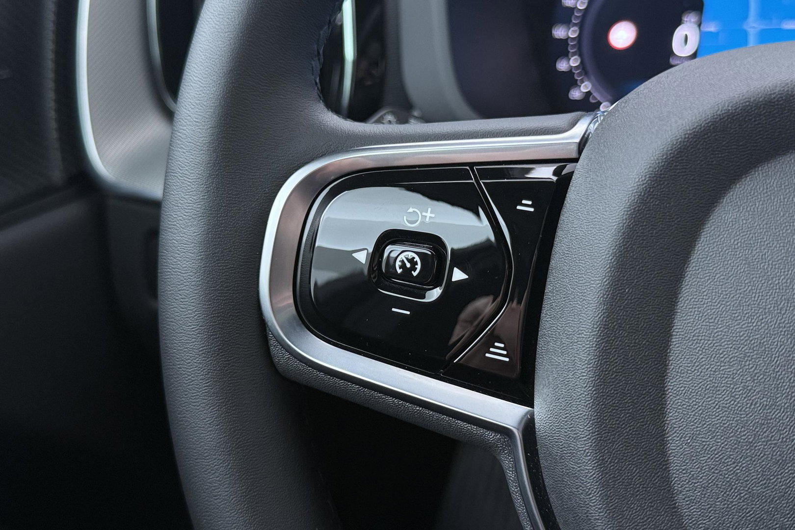 Volvo XC60 T6 Plus Black Edition | Harman/Kardon | Panoramadak | 21 Inch | Head-Up