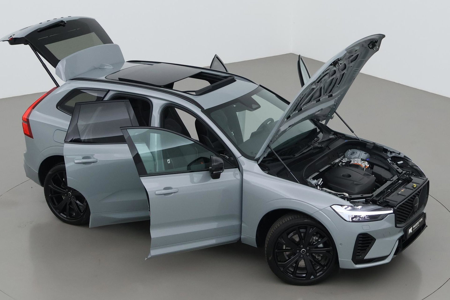 Volvo XC60 T6 Plus Black Edition | Harman/Kardon | Panoramadak | 21 Inch | Head-Up