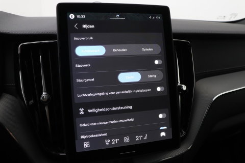 Volvo XC60 T6 Plus Black Edition | Luchtvering | Stoelventilatie | Bowers & Wilkins | Head-up | Stoelventilatie