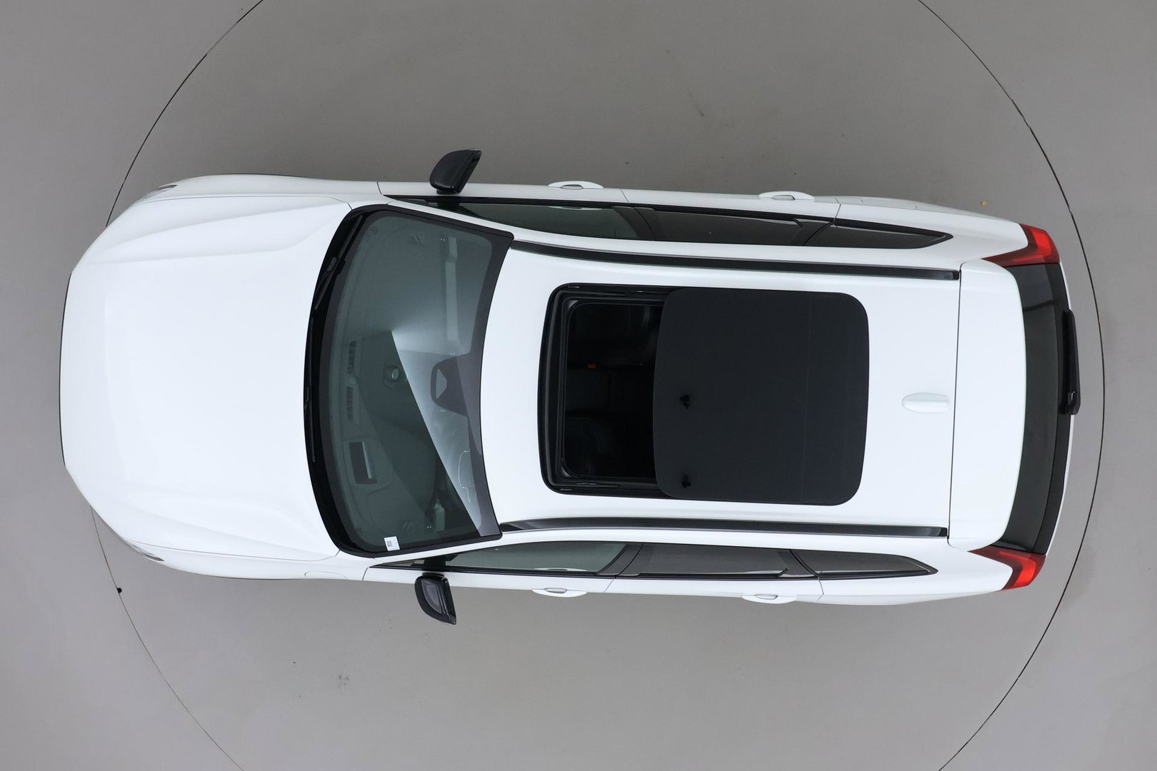 Volvo XC60 T6 Plus Black Edition | Luchtvering | Stoelventilatie | Bowers & Wilkins | Head-up | Stoelventilatie