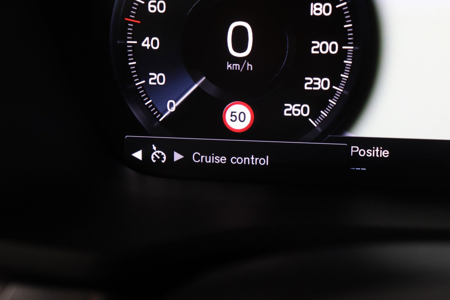 Volvo V60 2.0 T6 Twin Engine AWD R-Design | Trekhaak | Camera | 19 inch | Leder | Stoelverwarming