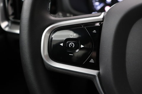 Volvo V60 2.0 T6 Twin Engine AWD R-Design | Trekhaak | Camera | 19 inch | Leder | Stoelverwarming