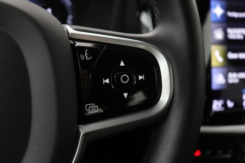 Volvo V60 2.0 T6 Twin Engine AWD R-Design | Trekhaak | Camera | 19 inch | Leder | Stoelverwarming