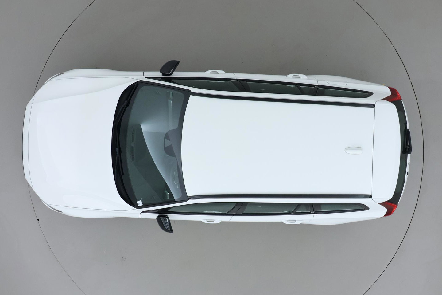 Volvo V60 2.0 T6 Twin Engine AWD R-Design | Trekhaak | Camera | 19 inch | Leder | Stoelverwarming