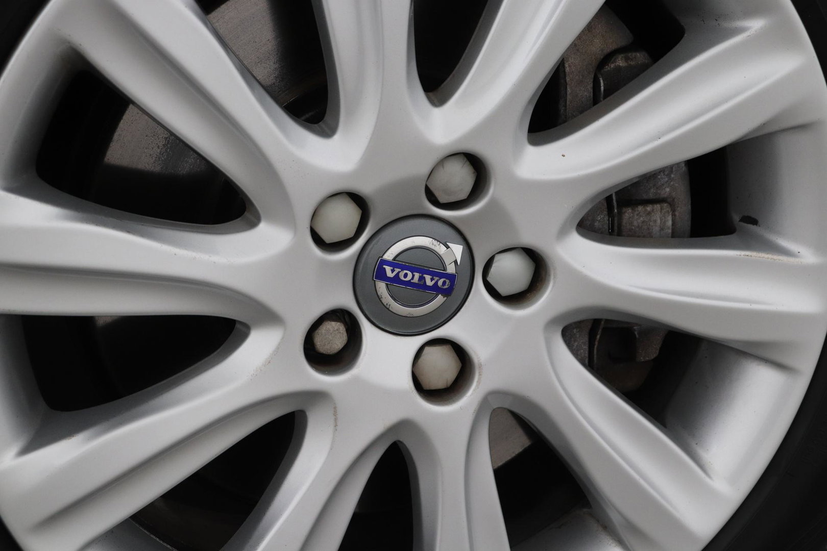 Volvo V40 2.0 D3 Momentum | Standkachel | Trekhaak | BLIS | 17 Inch