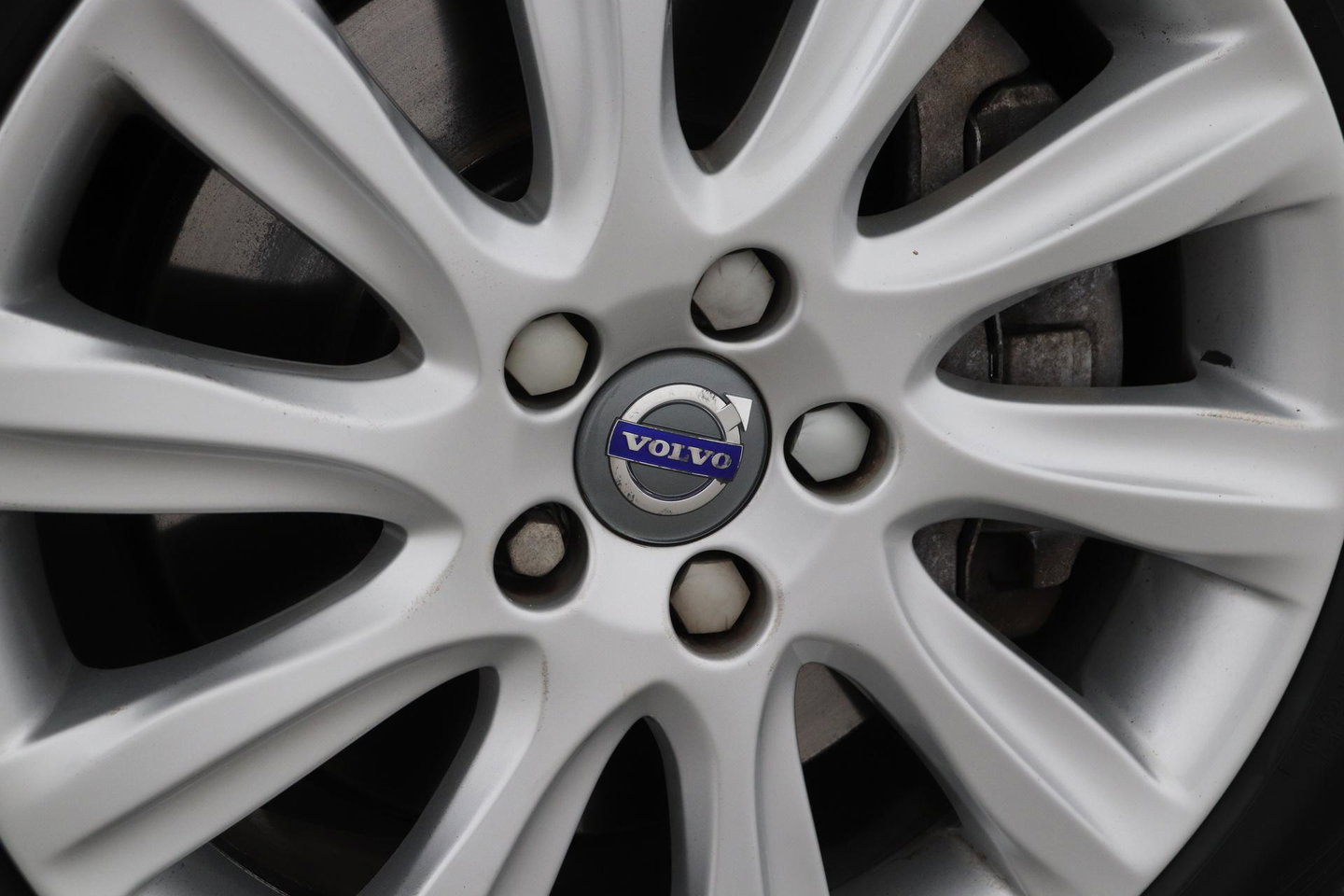 Volvo V40 2.0 D3 Momentum | Standkachel | Trekhaak | BLIS | 17 Inch