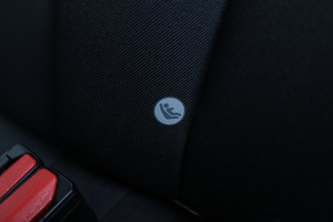Volvo V40 2.0 D3 Momentum | Standkachel | Trekhaak | BLIS | 17 Inch