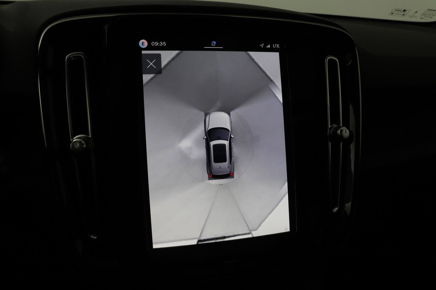 Volvo EX40 Single Motor Extended Range Plus Black Edition | 82 kWh | Panoramadak | Harman/Kardon | Camera