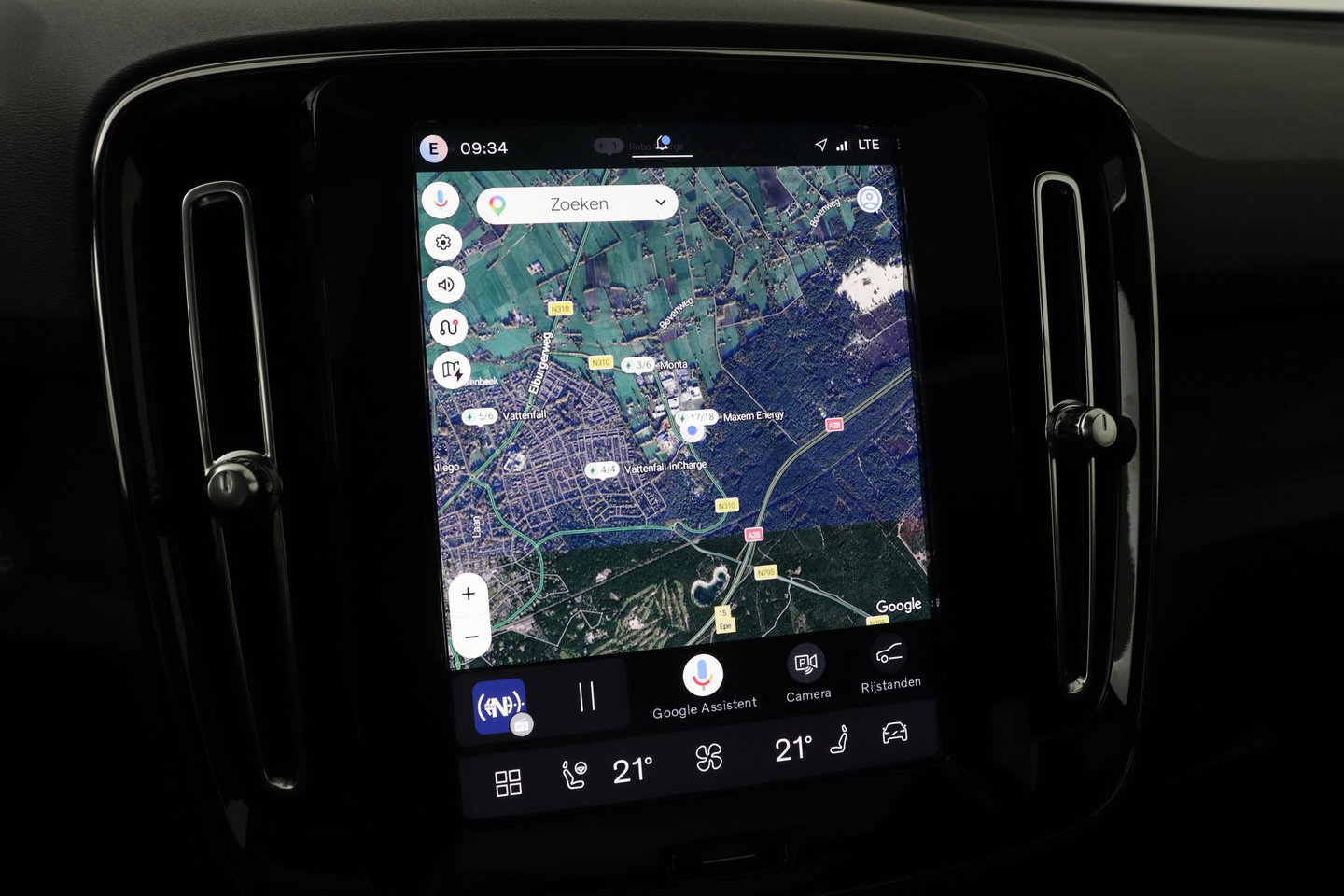 Volvo EX40 Single Motor Extended Range Plus Black Edition | 82 kWh | Panoramadak | Harman/Kardon | Camera