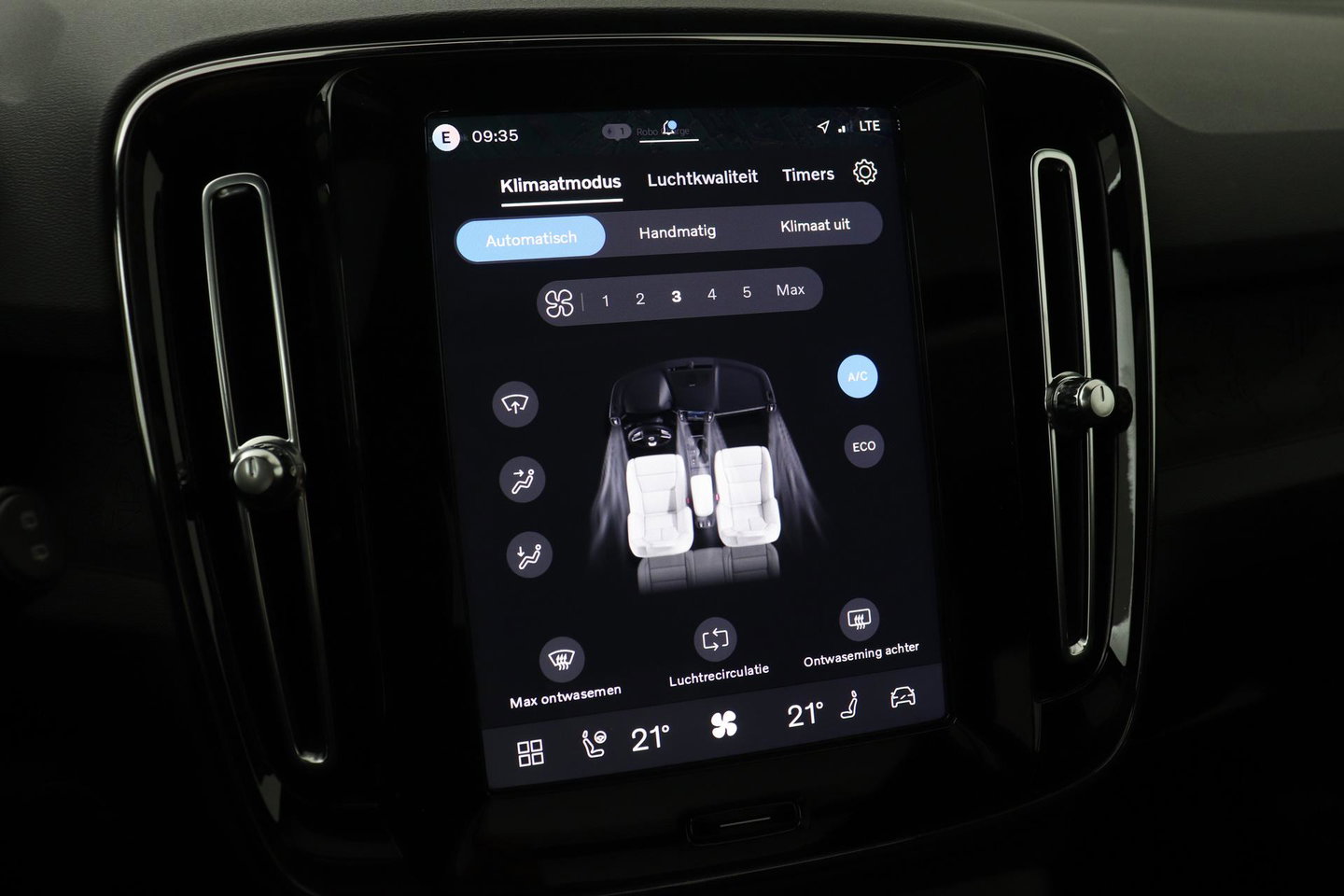 Volvo EX40 Single Motor Extended Range Plus Black Edition | 82 kWh | Panoramadak | Harman/Kardon | Camera